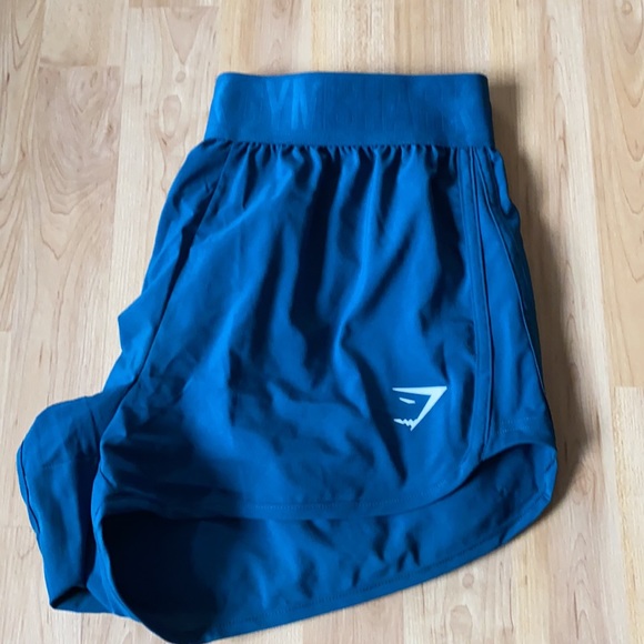(SOLD)Gymshark loose fit training shorts - Picture 3 of 3